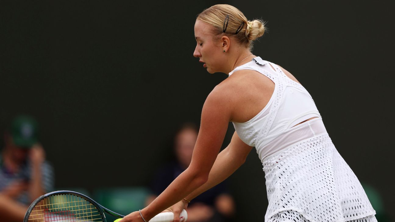 La imperdible reacción del umpire ante un ruido particular en Wimbledon - ESPN
