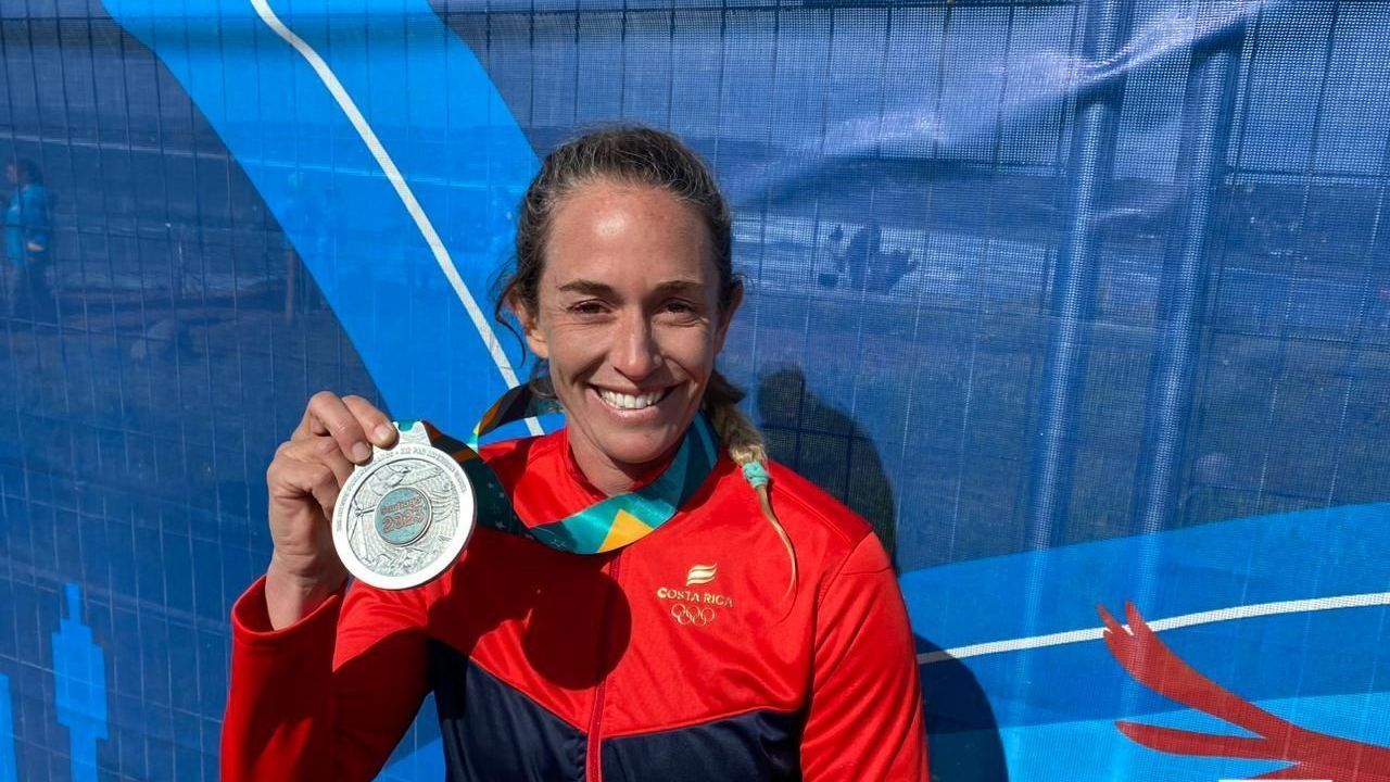 Costa Rica consigue su primera medalla de plata gracias a Jennifer Kalmbach - ESPN