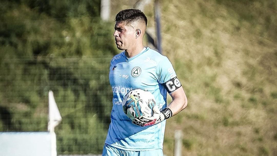 Kevin Dawson fue una muralla, frenó a Liverpool y jugó para Peñarol - ESPN