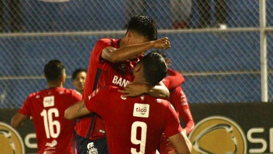 Xelajú MC consigue valioso triunfo, se mantiene con vida y definirá su clasificación ante Mixco - ESPN
