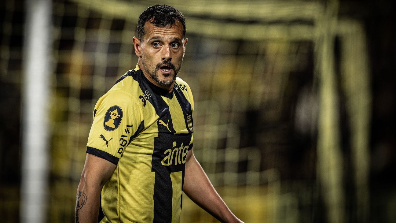 Aguirregaray no sigue en Peñarol y apuntó a la directiva por los cambios de DT - ESPN