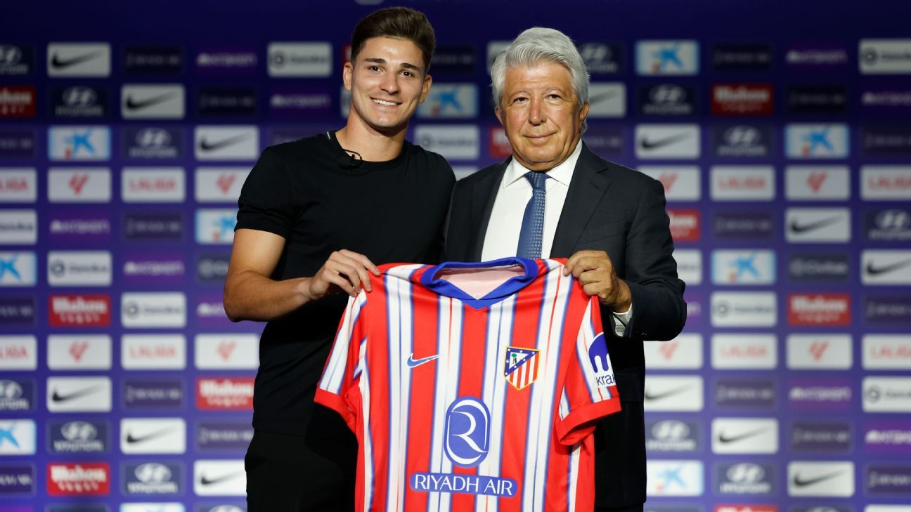 Julián Álvarez en su presentación en Atlético Madrid: 