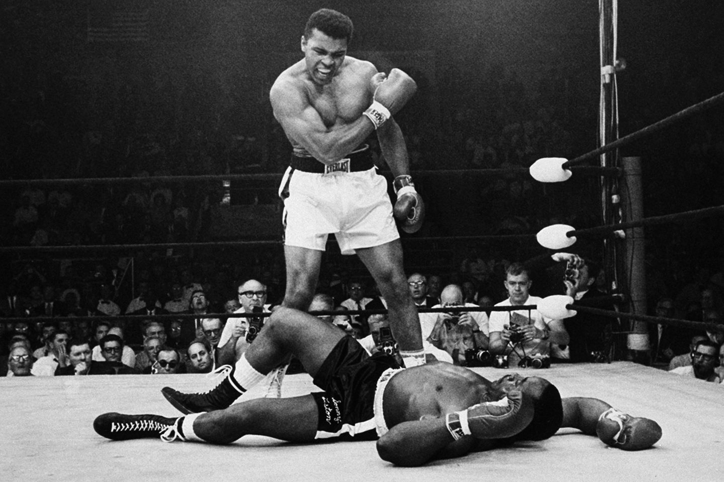 MUHAMMAD ALI 1942 - 2016