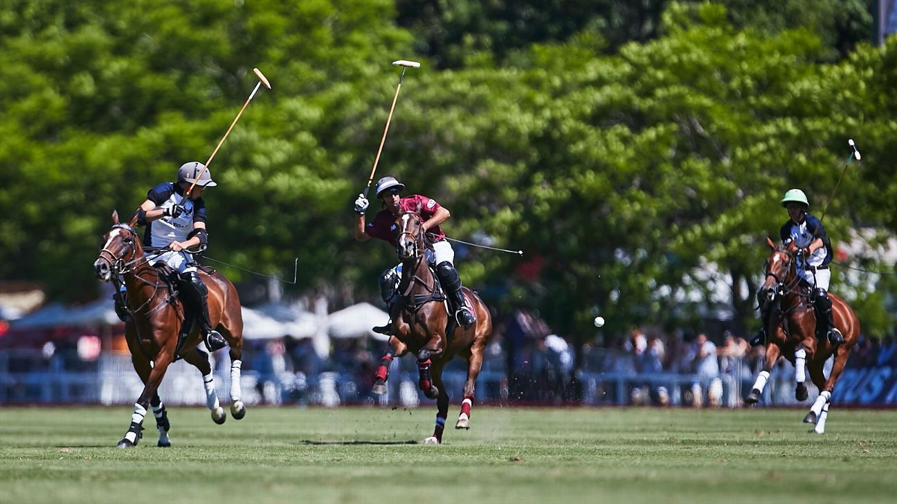 LA AGUADA 18  10 LA ENSENADA
