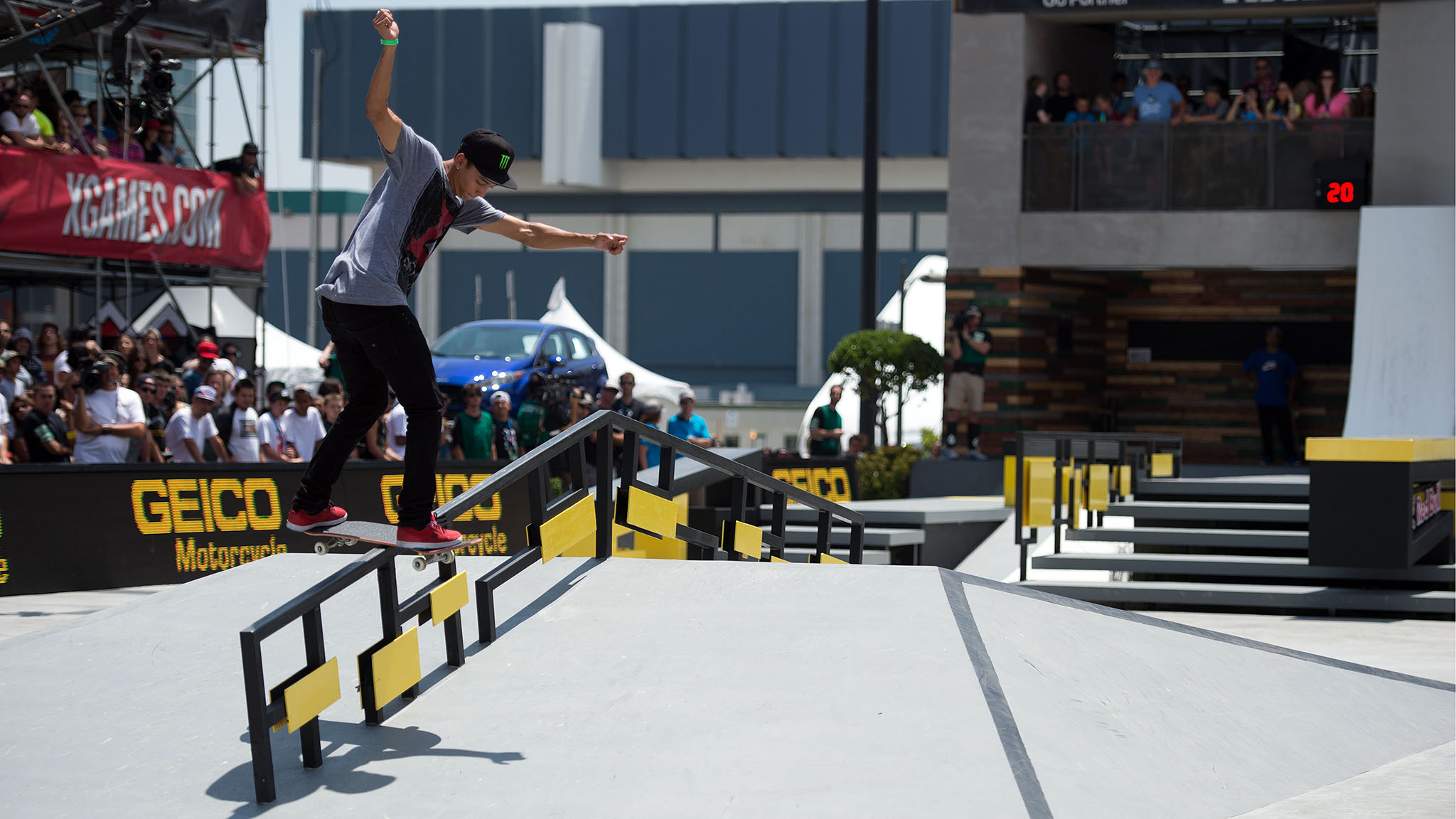 Did anybody doubt that when Nyjah Huston stepped back into Street League at X Games competition, he would be back with a vengeance? Here he is, qualifying first in prelims Friday morning.