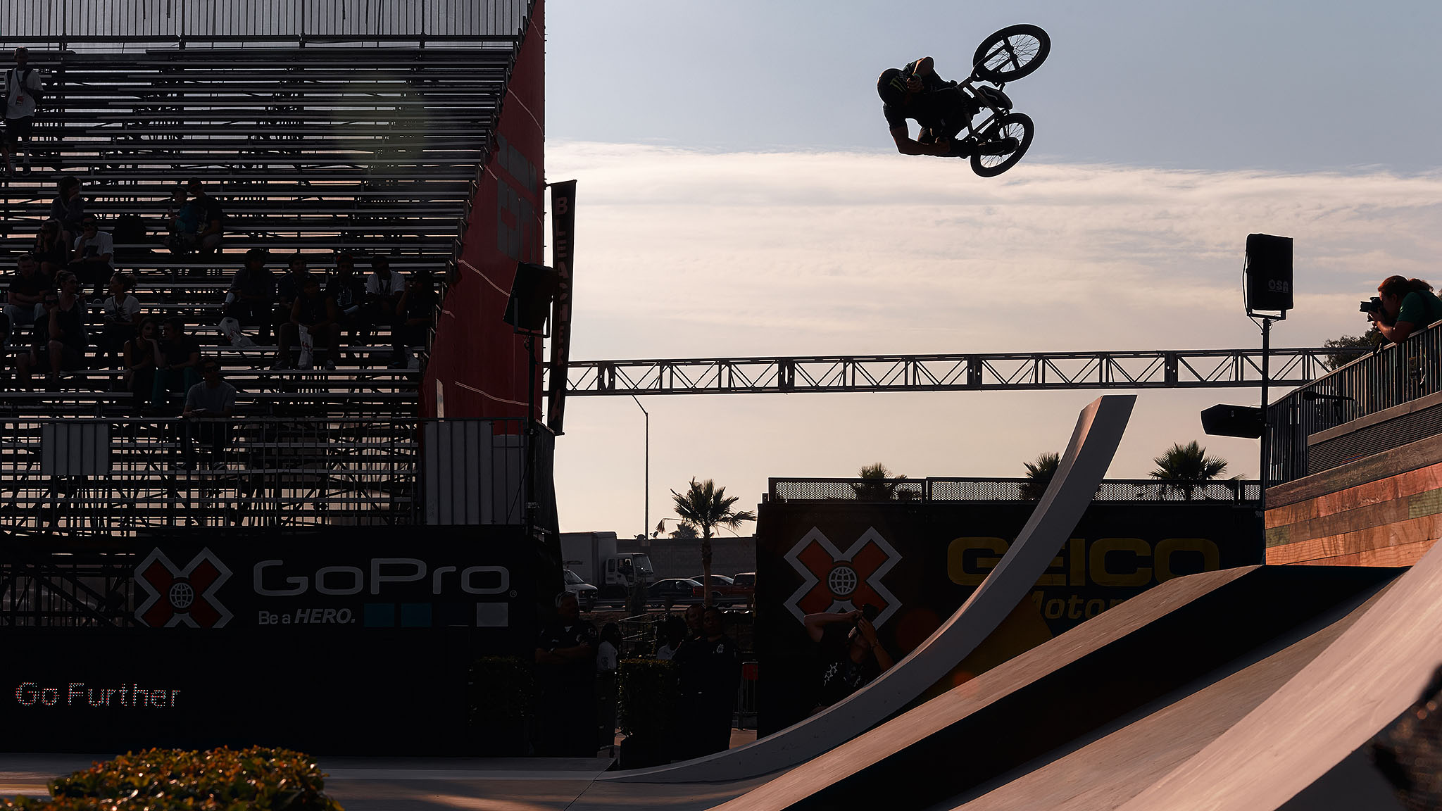 Following a string of knee injuries that sidelined BMX Street invitee Dakota Roche for the majority of the X Games season, the Huntington Beach, Calif., local returned for X Games Los Angeles. Roche kept it simple and stylish on the narrow quarterpipe transitions that bookended the Event Deck course.