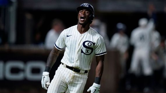Yankees star Aaron Judge belts 'Field of Dreams' homer
