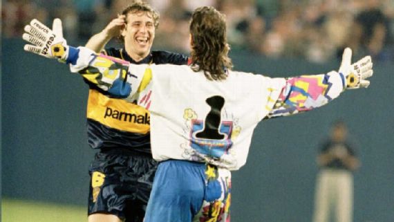 FEATURE: 12 goalkeeper jerseys from the '90s that were absolutely