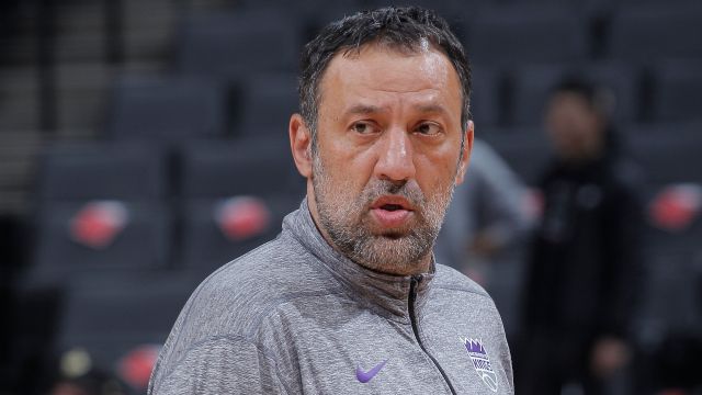 Midway through this season, Vlade Divac doesn't have to worry about  quitting his job - The Athletic