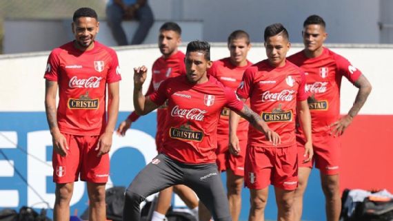 Los dirigidos por Gareca realizaron un entrenamiento regenerativo luego del triunfo ante Bolivia @SeleccionPeru