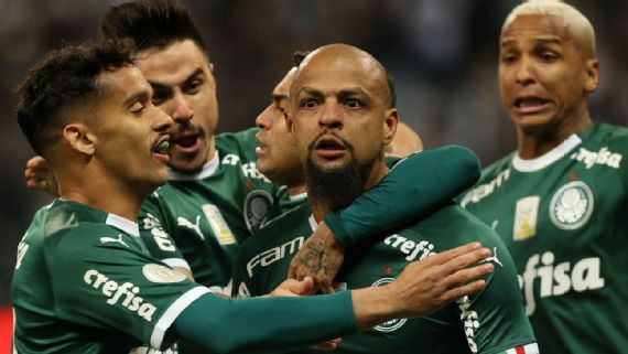 Felipão vê Gustavo Scarpa e Zé Rafael 'pedindo passagem' para serem titulares no Palmeiras