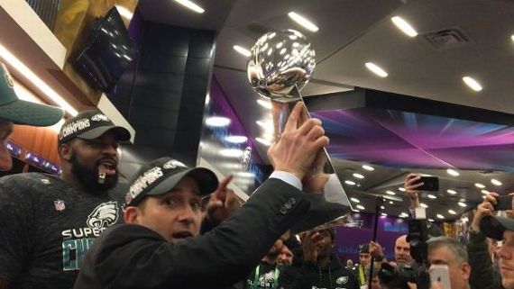 https://a2.espncdn.com/combiner/i?img=%2Fphoto%2F2019%2F1206%2Fr637924_576x324_16%2D9.jpg&w=570&format=jpg