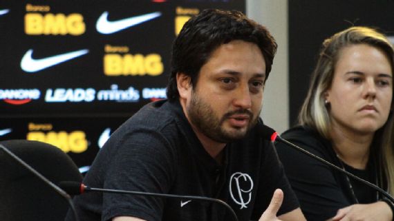 Arthur Elias enaltece profissionalização do feminino e espera outras entidades fazerem o mesmo