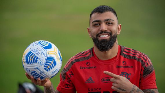 Neto detona Tite por não utilizar Gabigol e minimiza passagem apagada pela Europa