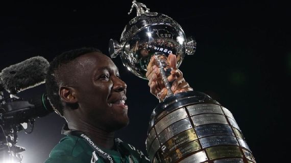 Patrick de Paula escreve mensagem emocionante de despedida do Palmeiras e agradece especialmente a Abel Ferreira
