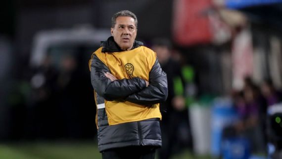 'Estou orgulhoso...': o que Luxemburgo disse no vestiário do Corinthians após classificação na Sul-Americana?