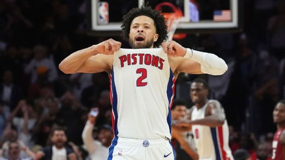 Cade Cunningham playing basketball