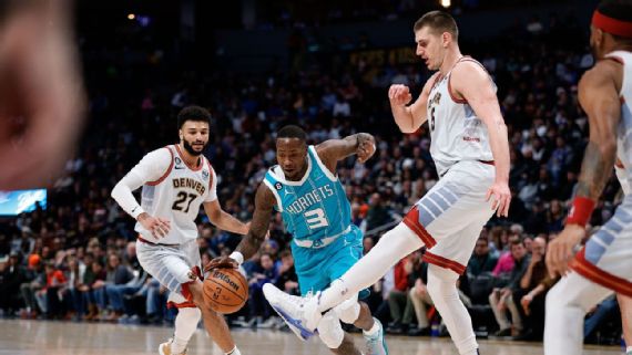 Nikola Jokic kick ball