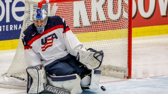 Connor Hellebuyck at the 2015 World Championships