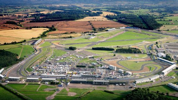 Vista aérea de Silverstone en 2006