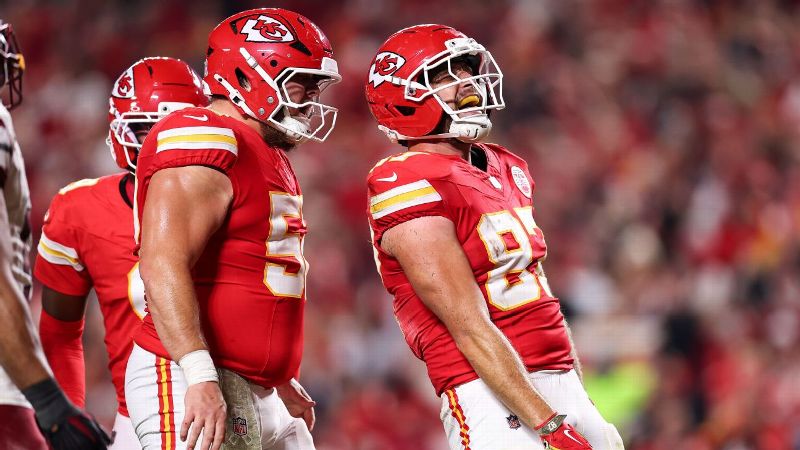 Travis kelce making a big play for the Chiefs