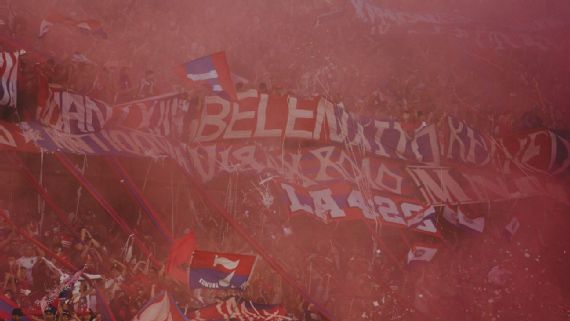 TRETA PESADA! Confronto entre torcidas resulta em SUSPENSÃO do jogo do Flamengo na Libertadores