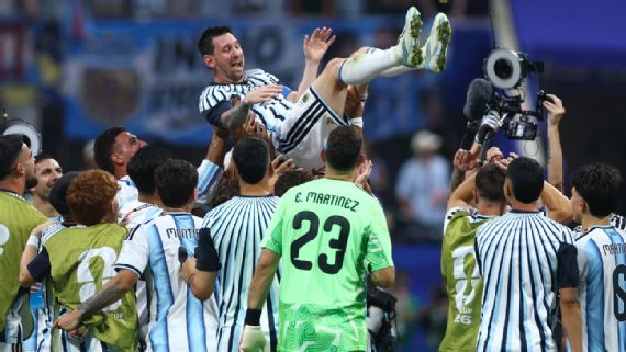 VAR Controversy Overshadows Argentina's Stunning Comeback Win Over Egypt at World Cup 2026