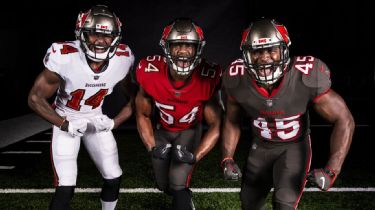 Lavonte David says reality will hit when Tom Brady wears these Bucs uniforms