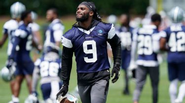 It appears Jaylon Smith would like to wear number 9 if NFL allows  linebackers to wear single digits - Blogging The Boys