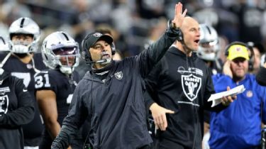 Steelers players rejoice over Raiders' decision to kick game-winning field  goal instead of taking tie vs. Chargers