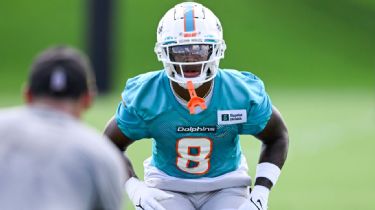 Why Dolphins' Jevon Holland is Poised for Breakout Season