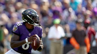 Jackson accounts for 5 TDs, Ravens hold off Patriots 37-26