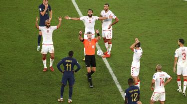 World Cup 2022 - Tunisia 1-0 France: Wahbi Khazri stuns France as Antoine  Griezmann late goal is chalked off by VAR, Football News