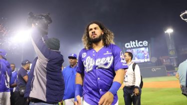 JORGE “AQUAMAN” ALFARO TRAS BRILLANTE ACTUACIÓN CON EL LICEY PACTA