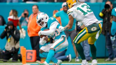 Dolphins' Jalen Ramsey out until December after knee surgery
