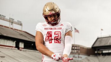 Red Jerseys vs. White Jerseys: Who's Going to Win?