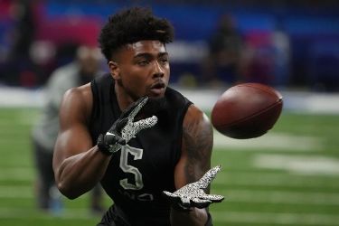 Treylon Burks is the best hog-hunter in the 2022 draft, and maybe the best  wide receiver - Acme Packing Company