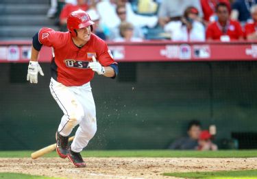 Kid gets an autograph from Mike Trout, explodes with happiness