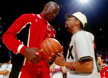 Spike Lee wears 'Charles Oakley' jersey to Knicks-Spurs game - NBC