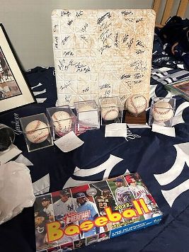 Ryan Hockensmith on X: In March, 11-year-old Elyjah Blankenberg lost his  precious autograph book—including his favorite player's signature—at a  Yankees spring training game. This is the story of how a missing binder