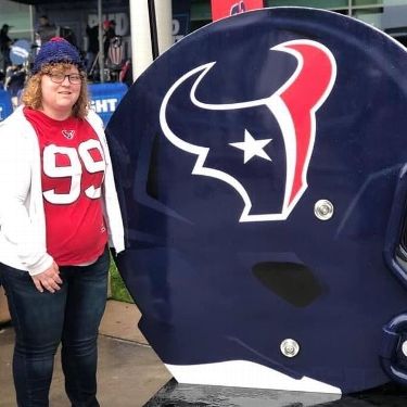 JJ Watt helps fan selling jersey, shoes to pay for grandfather's funeral –  NBC Sports Bay Area & California