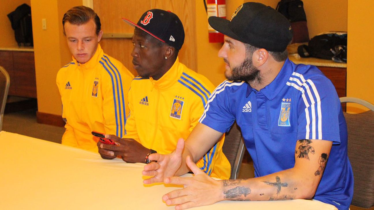 Gignac Tattoos - Virgen de Guadalupe estará para siempre con Gignac ... : On his left arm he has an image of goku.
