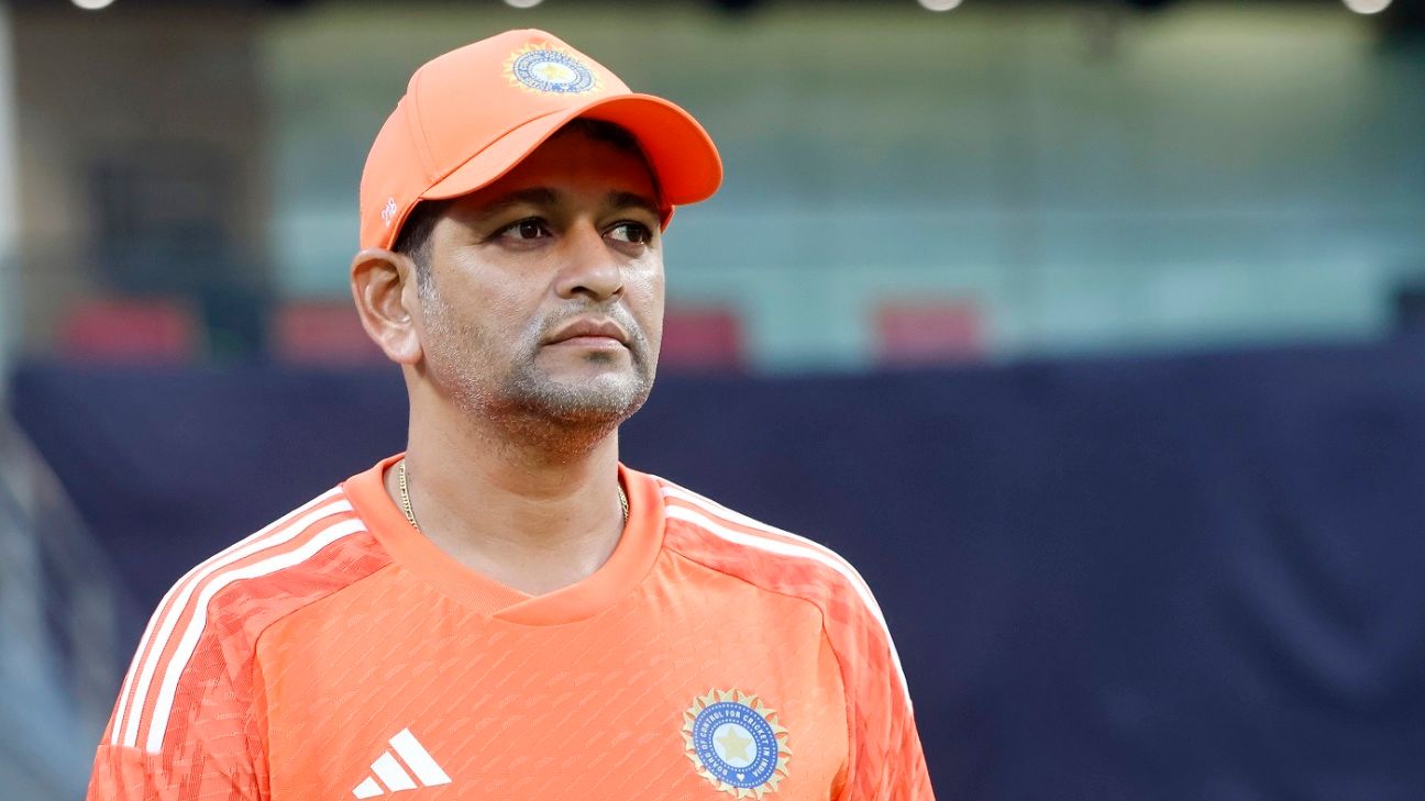 Mujumder: Enfrentar a bola rosa sob as luzes é um ‘desafio diferente’ Mujumder: Enfrentar a bola rosa sob as luzes é um ‘desafio diferente’