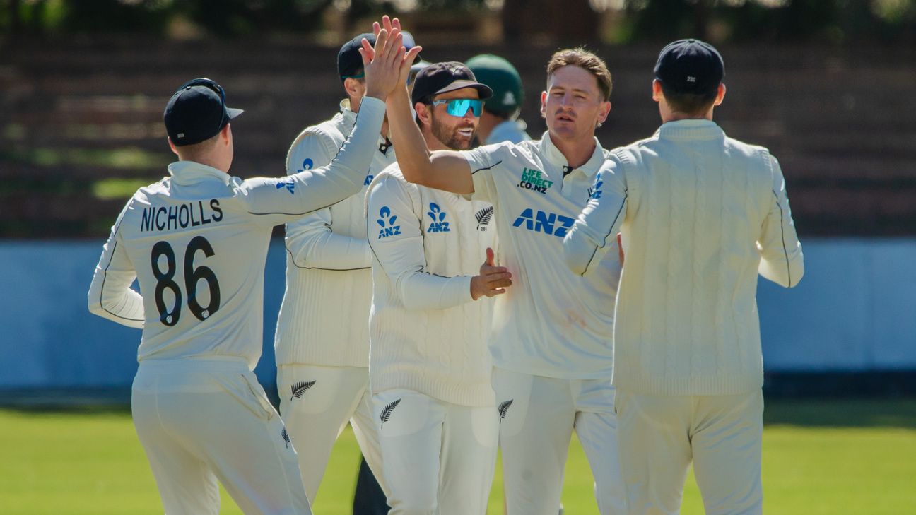 Smith ruled out of second Zimbabwe Test, Foulkes called up as replacement