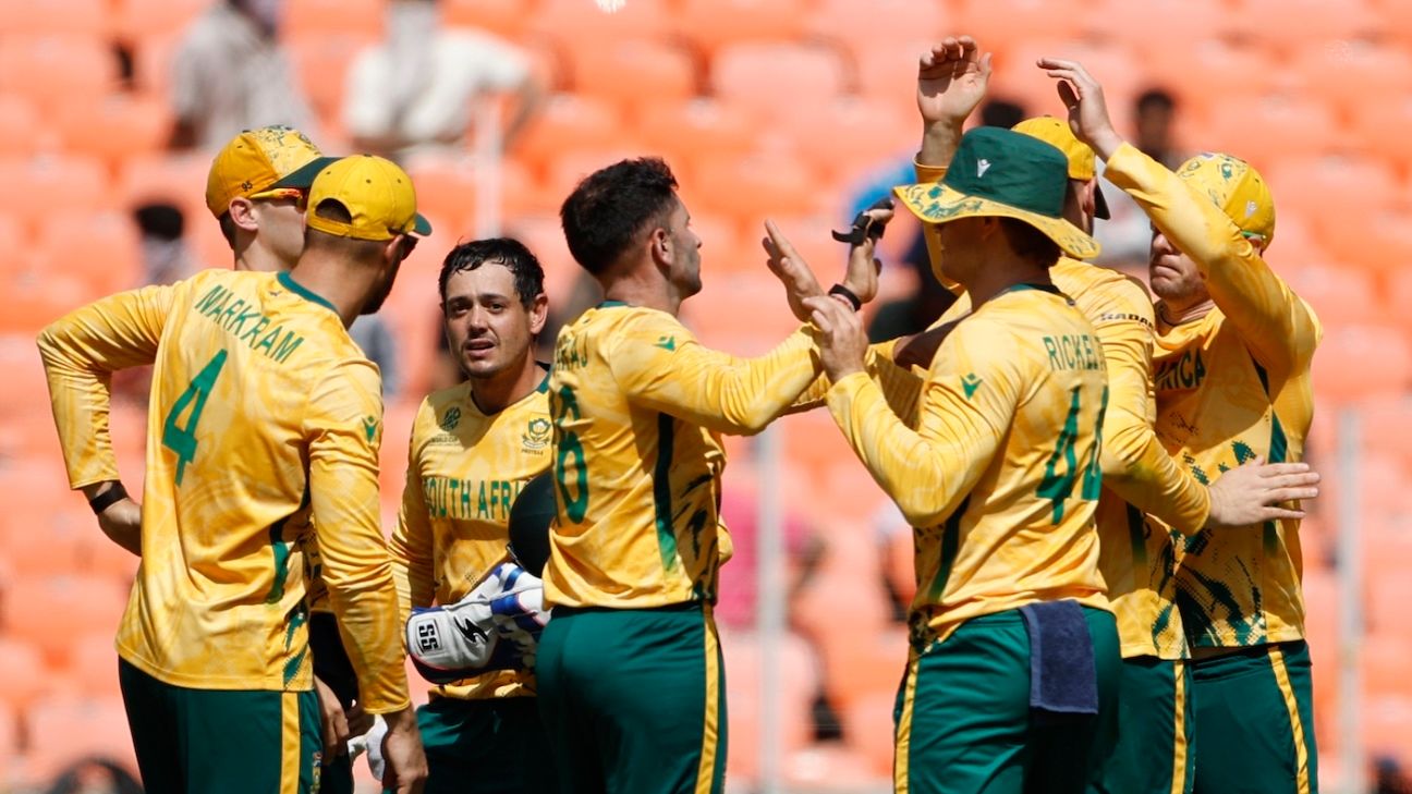 South Africa survive the never-ending heart-stopper