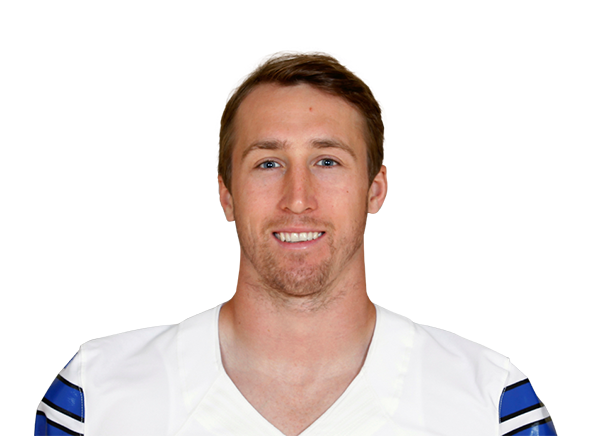 How much does Sean Lee really love playing for Dallas Cowboys?