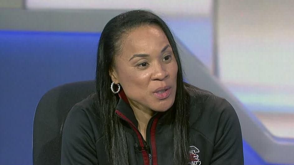 The style and substance of South Carolina basketball's Dawn Staley - ESPN