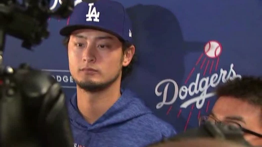 Astros' Gurriel Makes Racial Gesture Toward Darvish 