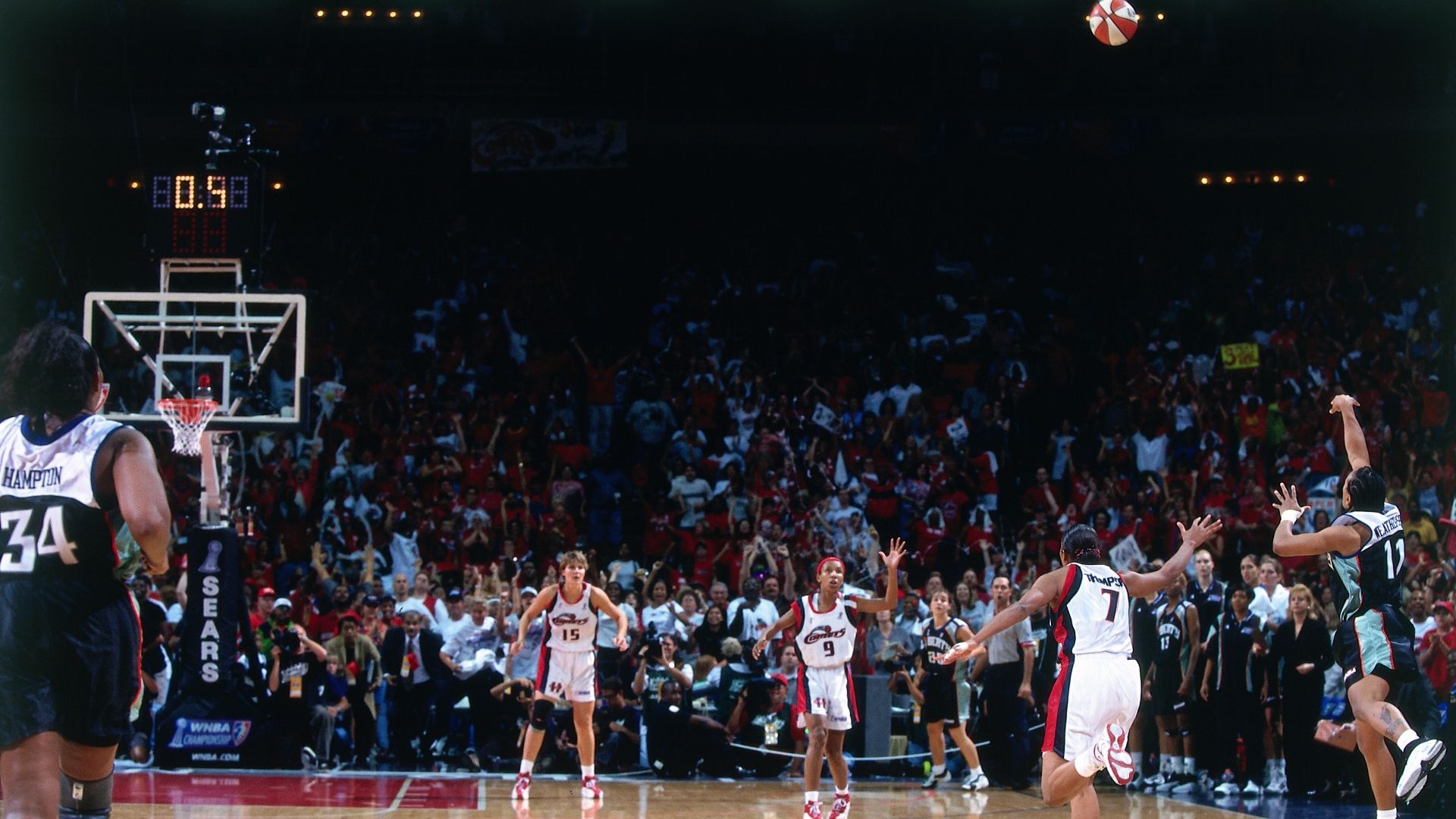 TERESA WEATHERSPOON: o maior BUZZER BEATER da história! 