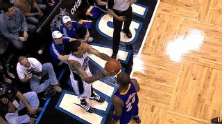 Gif Of Kobe Bryant Not Flinching Debunked